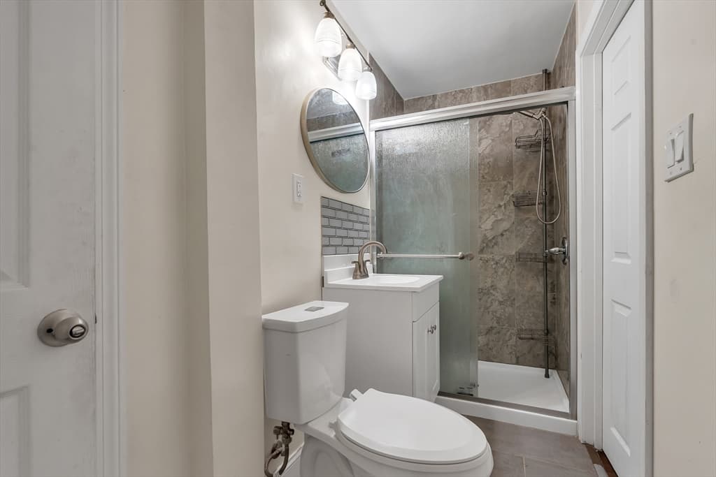 2 Clarendon St, Taunton MA 02780 photo 25