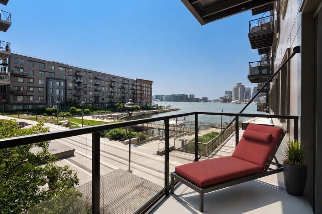 65 Lewis St # 216, Boston MA 02128