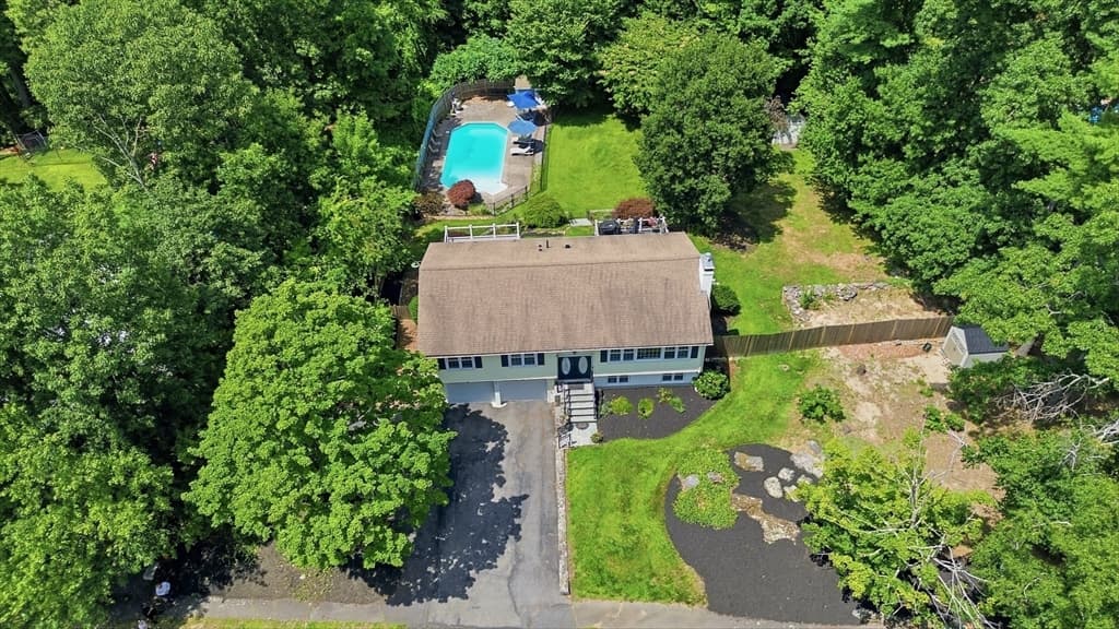 22 Mary Dr, West Boylston MA 01583