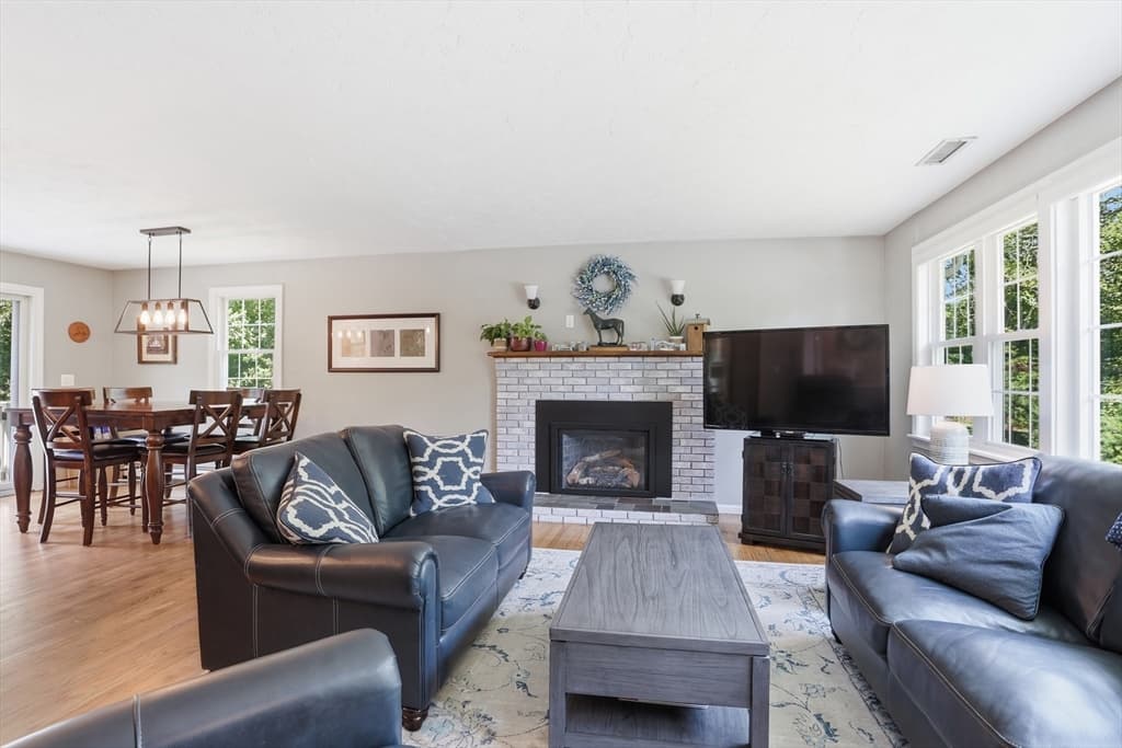 Single Family Residence at 22 Mary Dr, West Boylston MA 01583, photo 15 of 35