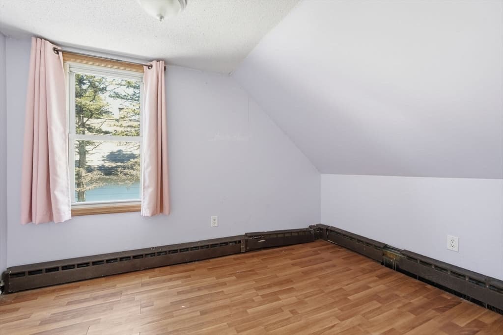 33 Baltimore Ave, Chicopee MA 01020 photo 22
