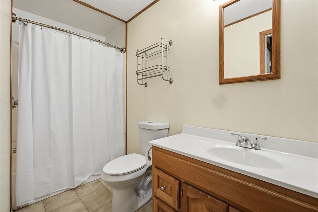 33 Baltimore Ave, Chicopee MA 01020 photo 19