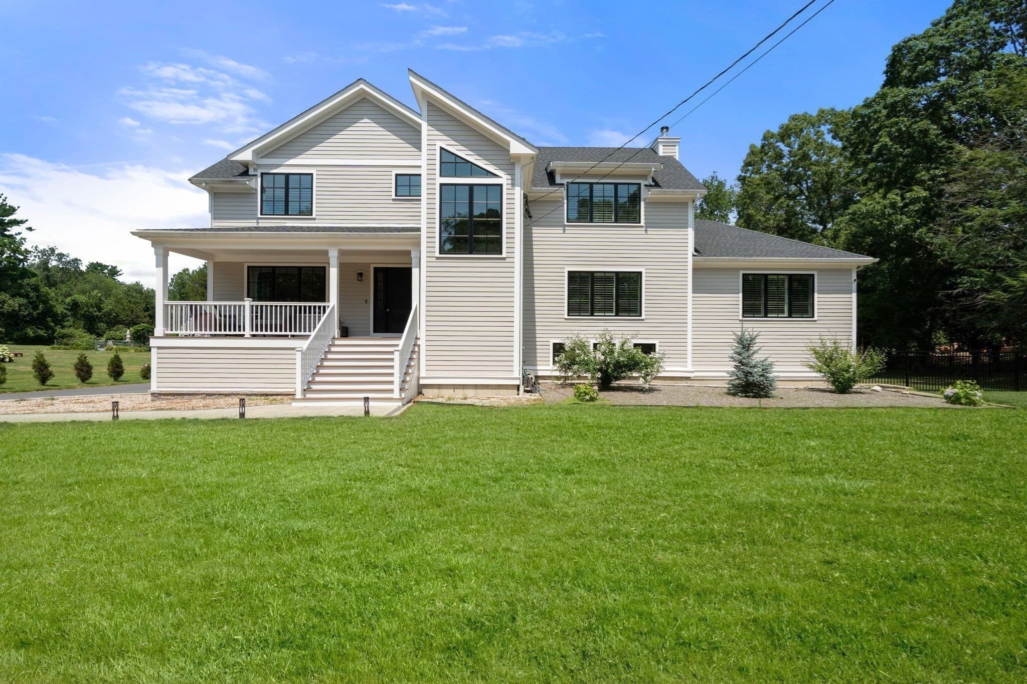 54 Meadowbrook Road, Westwood MA 02090