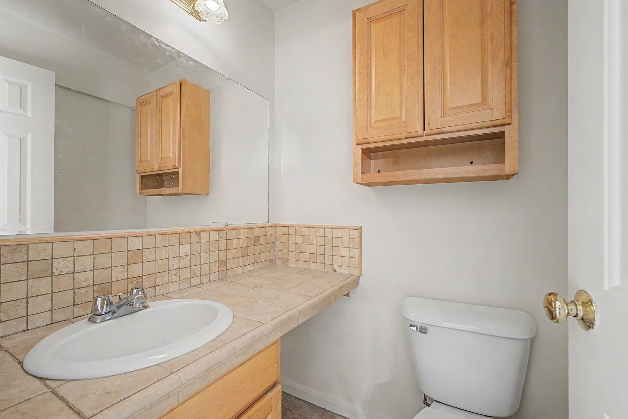 Condominium at 6 Lilac Ct # 6, Hopkinton MA 01748, Hopkinton, photo 10 of 31