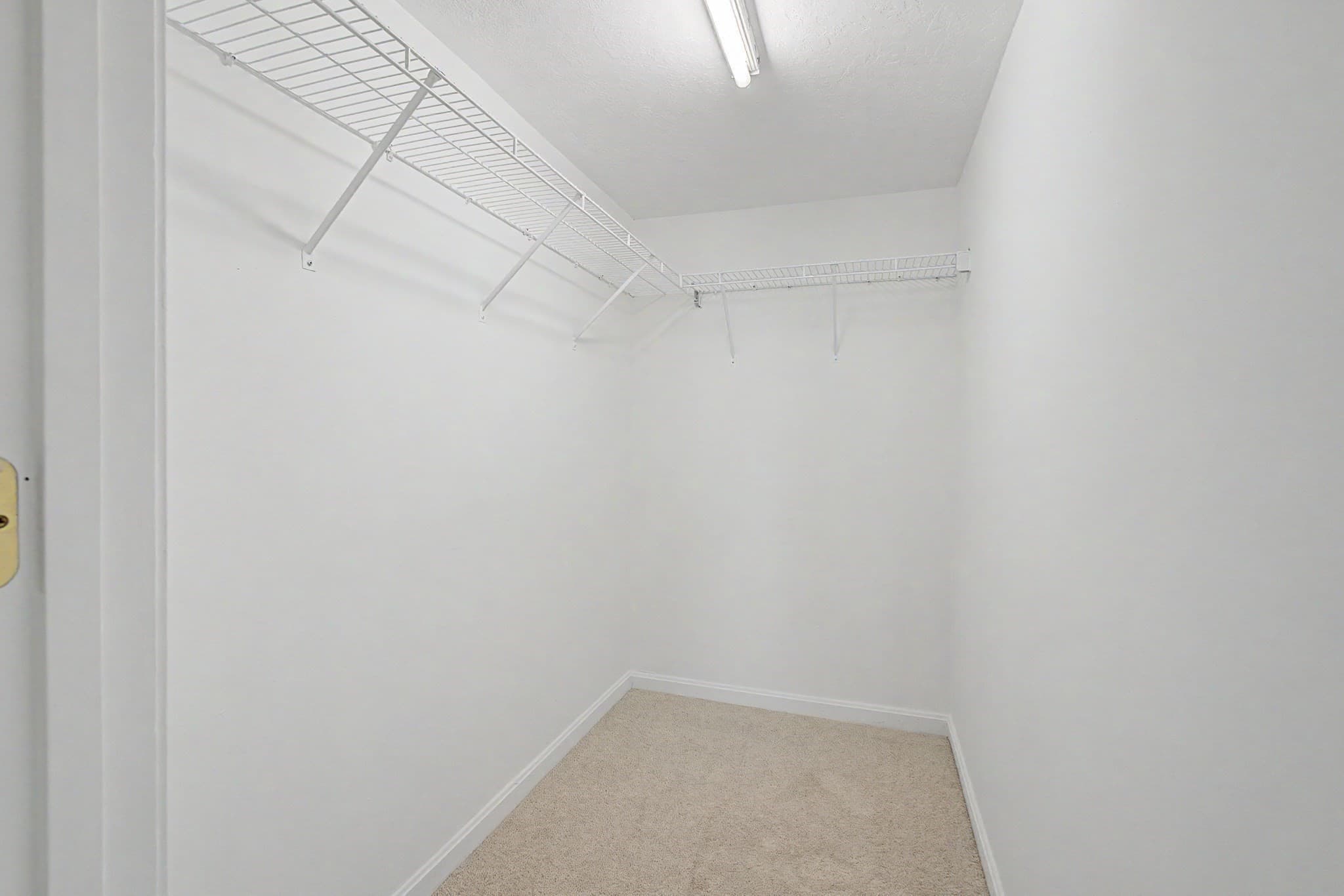 Condominium at 6 Lilac Ct # 6, Hopkinton MA 01748, Hopkinton, photo 19 of 31