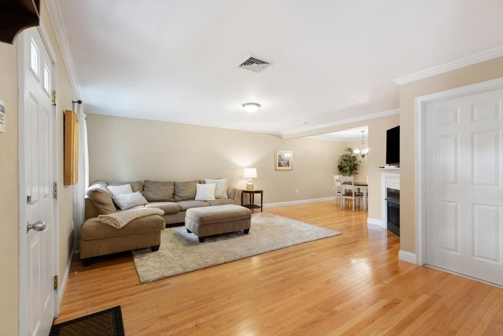 10 Pomeworth Street # K, Stoneham MA 02180 photo 5
