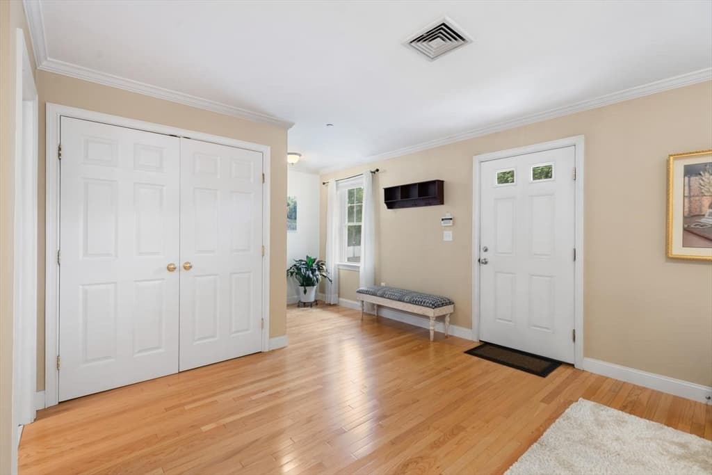 10 Pomeworth Street # K, Stoneham MA 02180 photo 4