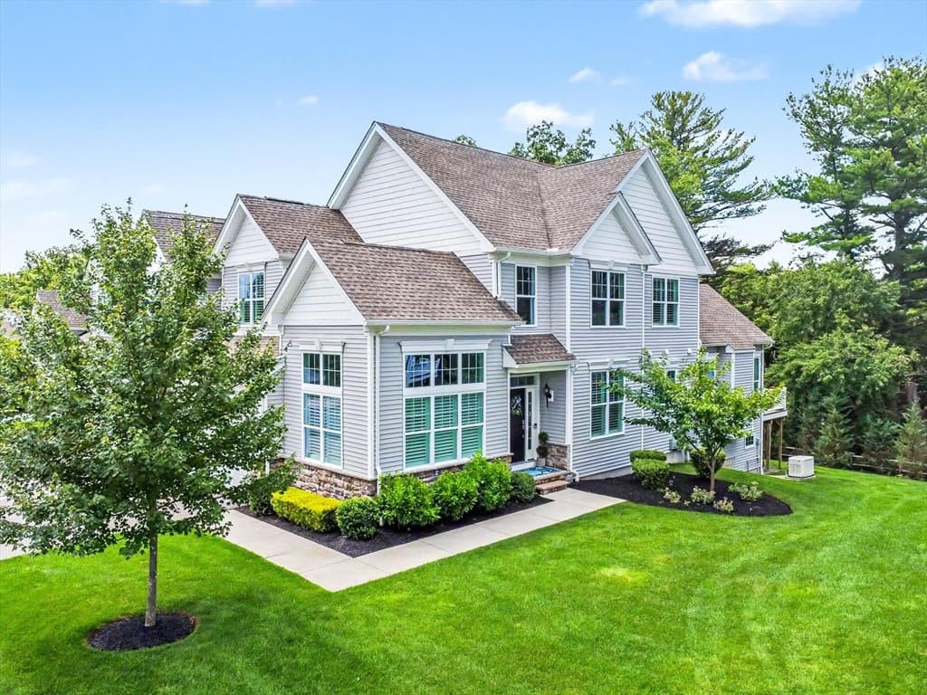 21 Phoebe St # 21, Methuen MA 01844