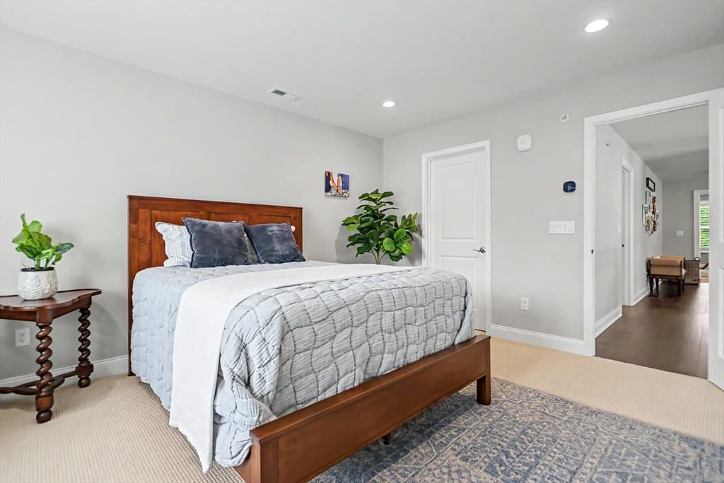 21 Phoebe St # 21, Methuen MA 01844 photo 24