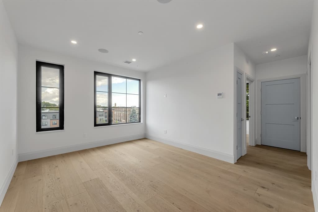 34 Oak Street # 304, Boston MA 02136 photo 6
