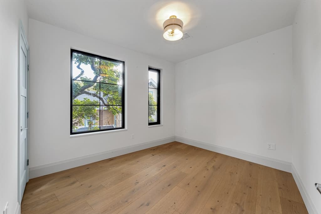 34 Oak Street # 304, Boston MA 02136 photo 10