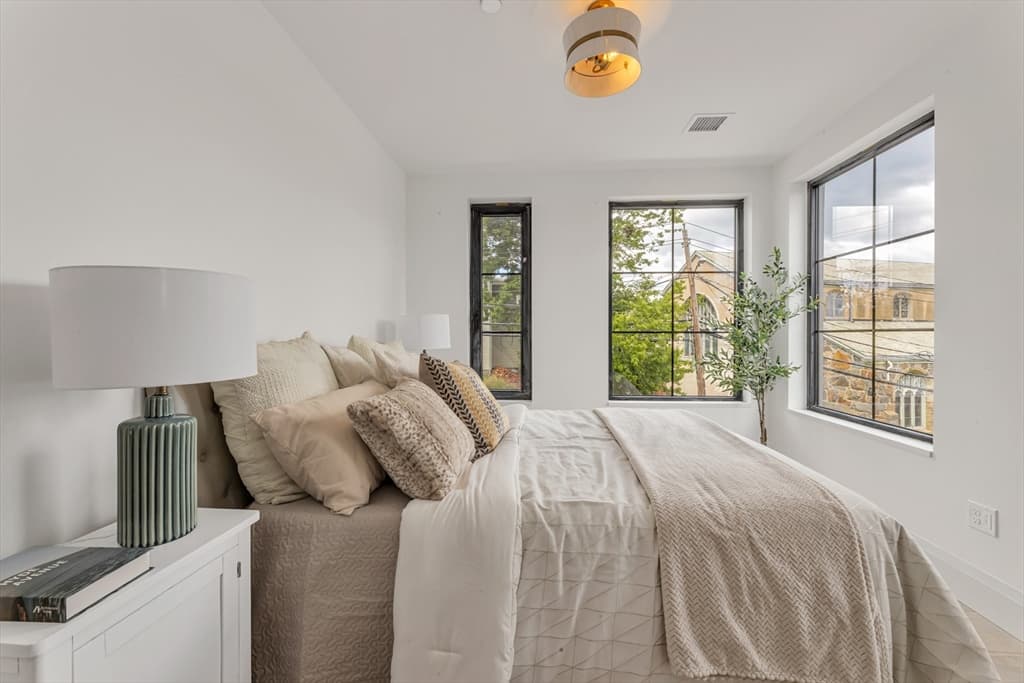 34 Oak Street # 304, Boston MA 02136 photo 11
