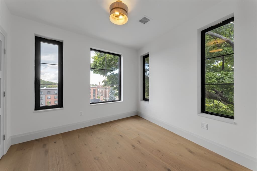 34 Oak Street # 304, Boston MA 02136 photo 8