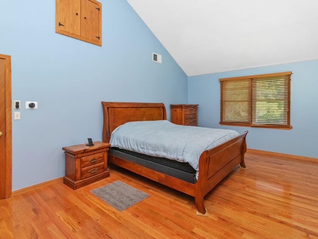 137 Harrington Road, Waltham MA 02452 photo 12