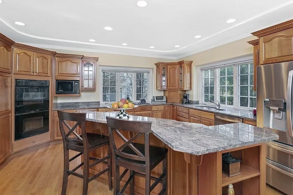 Single Family Residence at 28 Meachen Lane, Sudbury MA 01776, Sudbury, photo 2 of 21