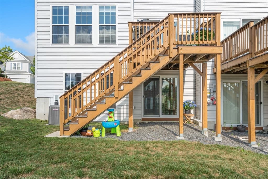 49 Walnut Way # 49, Hopkinton MA 01748 photo 2