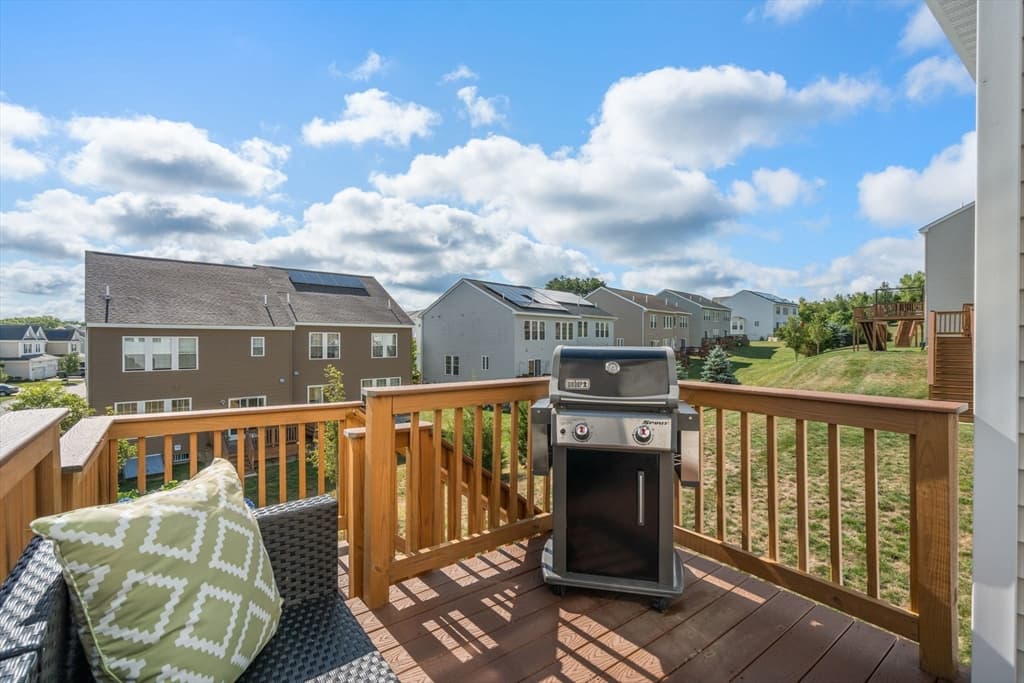 49 Walnut Way # 49, Hopkinton MA 01748 photo 6