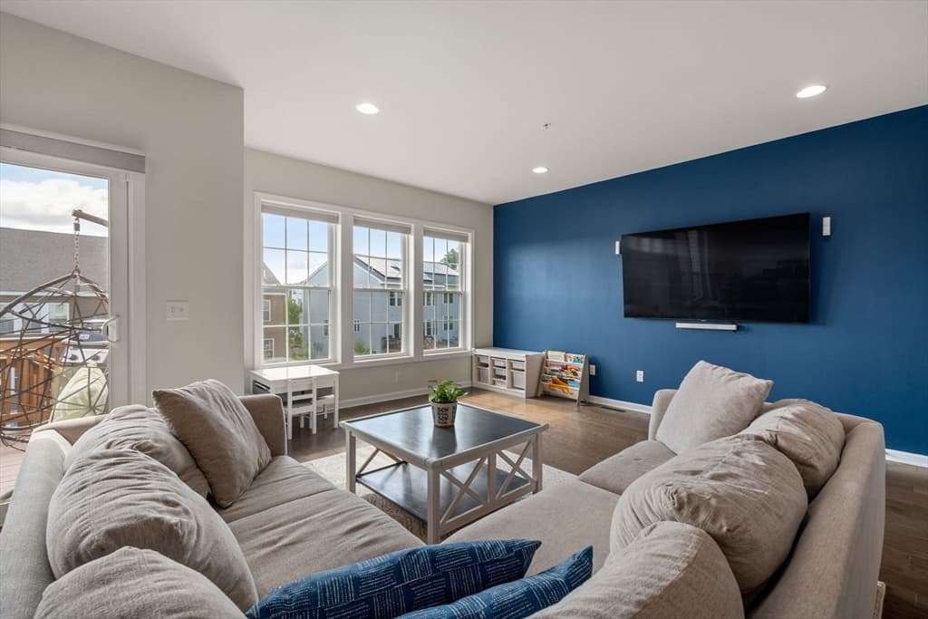 49 Walnut Way # 49, Hopkinton MA 01748 photo 16
