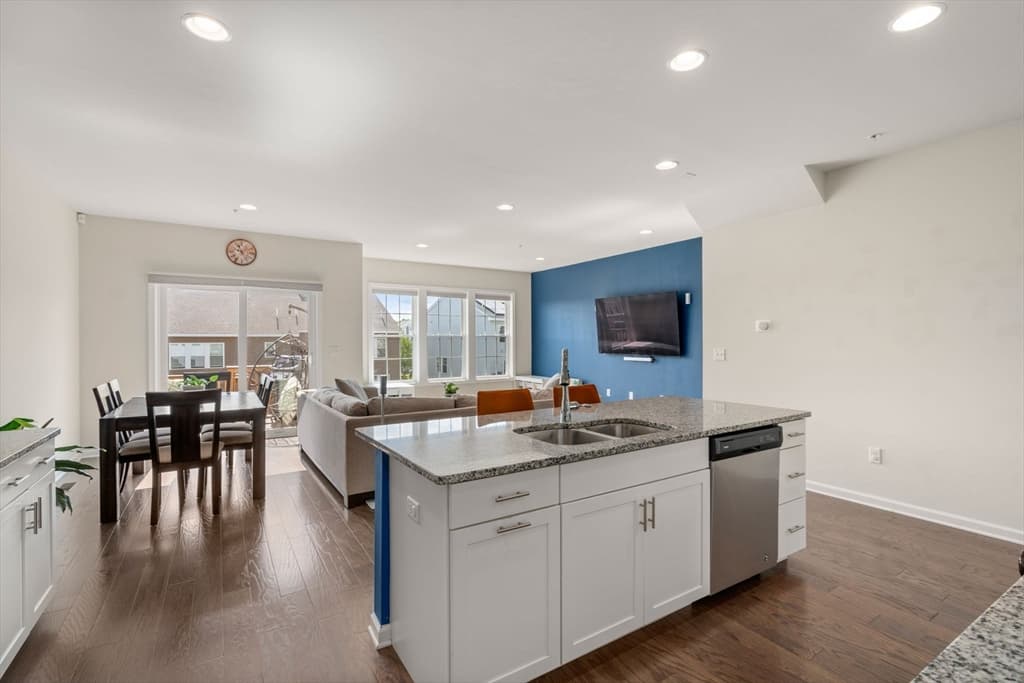 49 Walnut Way # 49, Hopkinton MA 01748 photo 10