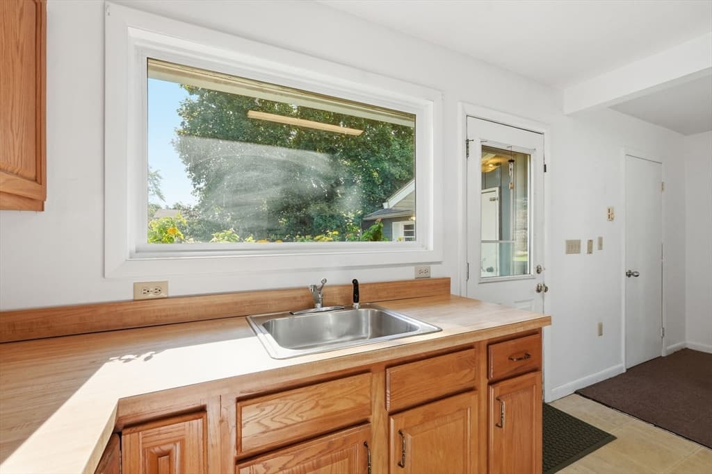 28 Westwood Terrace, Northampton MA 01062 photo 11