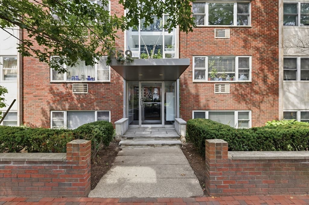 269 Harvard St # 14, Cambridge MA 02139