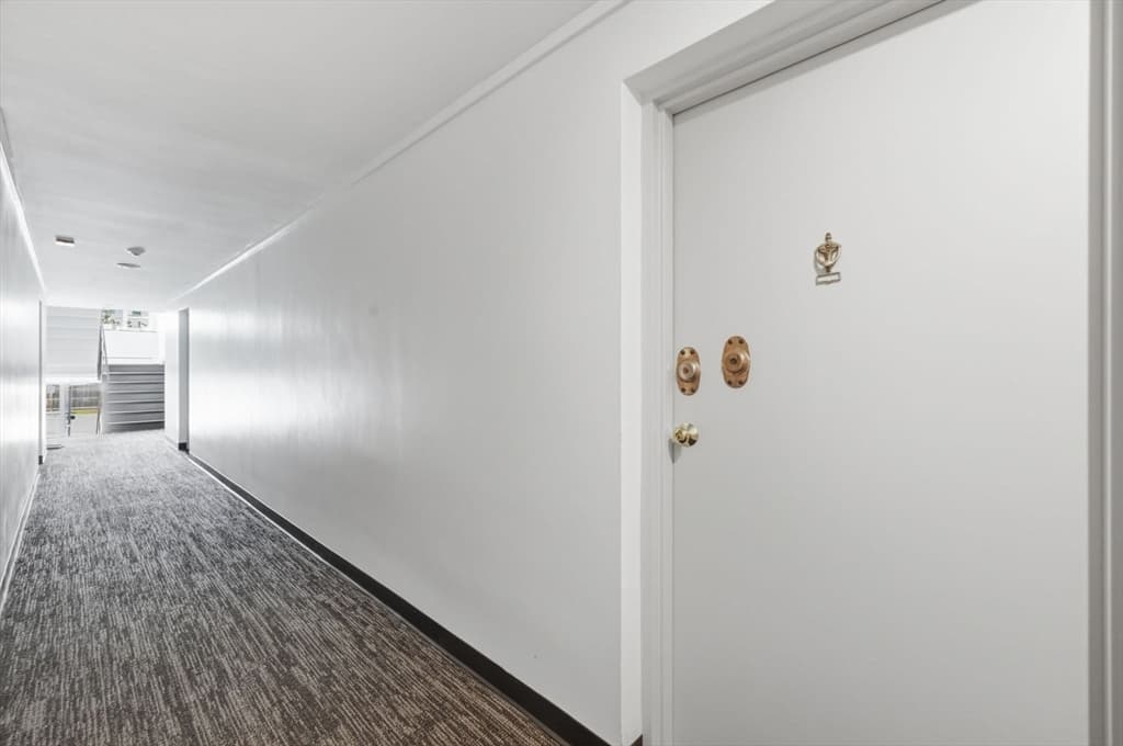269 Harvard St # 14, Cambridge MA 02139 photo 19