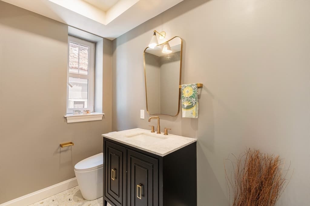 75 Lubec PH, Boston MA 02128 photo 7