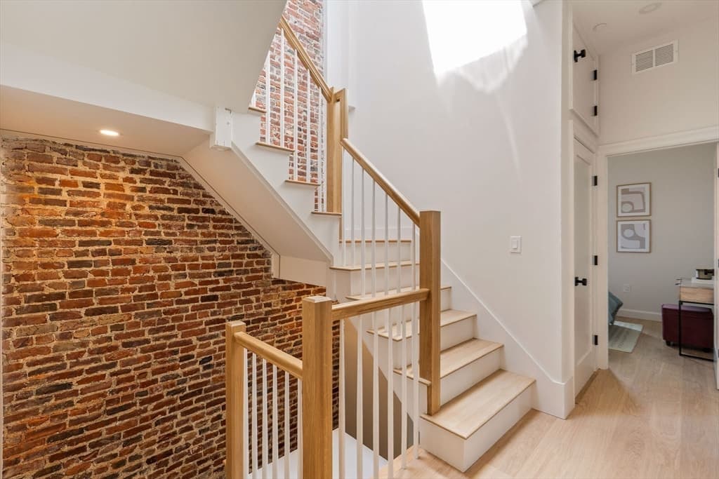 75 Lubec PH, Boston MA 02128 photo 8