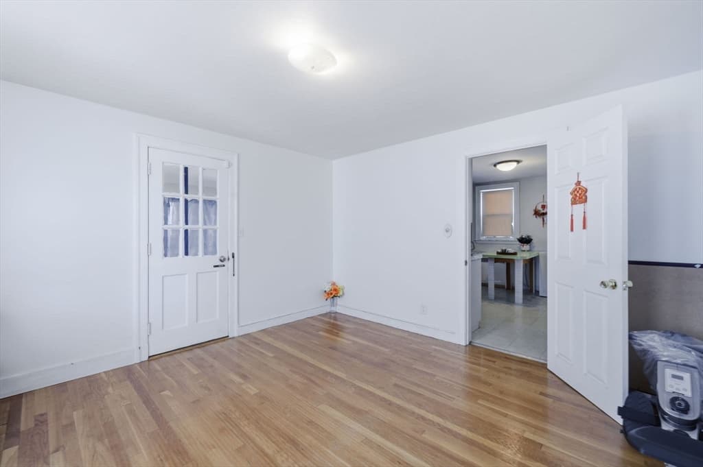 19 Miller Stile Rd, Quincy MA 02169 photo 12