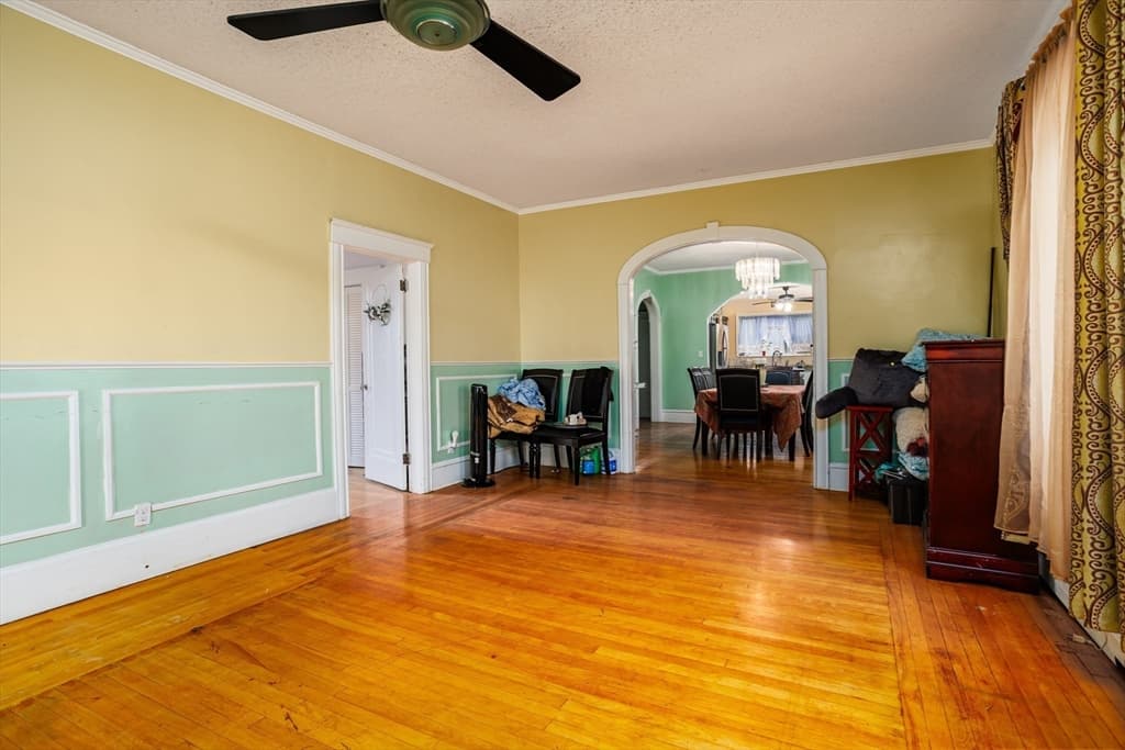 407-409 Belmont St, Fall River MA 02720 photo 11