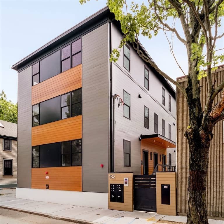 182 Tremont St # 2, Somerville MA 02143 photo 42