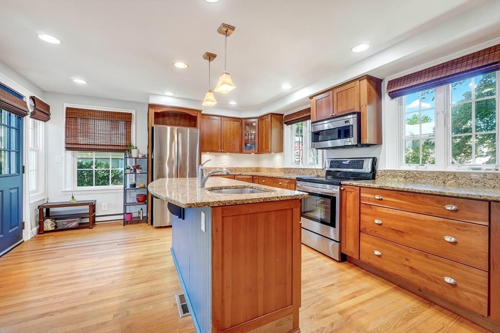 4 Sherman Road, Stoneham MA 02180 photo 15