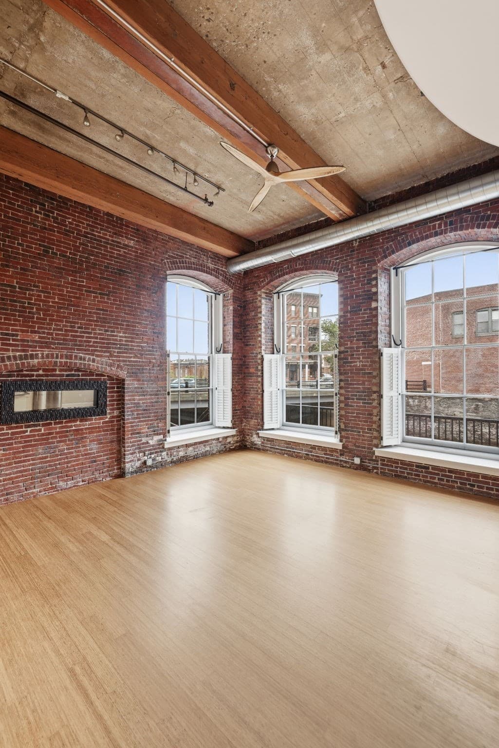 Condominium at 30 Market St # 1, Lowell MA 01852, photo 23 of 42