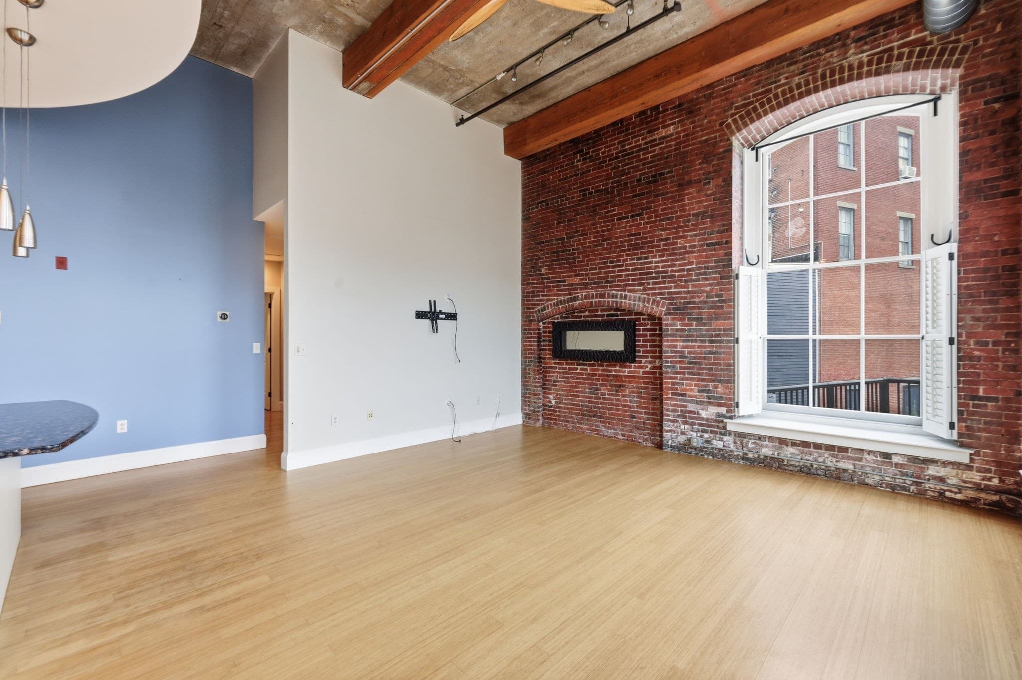 Condominium at 30 Market St # 1, Lowell MA 01852, photo 17 of 42