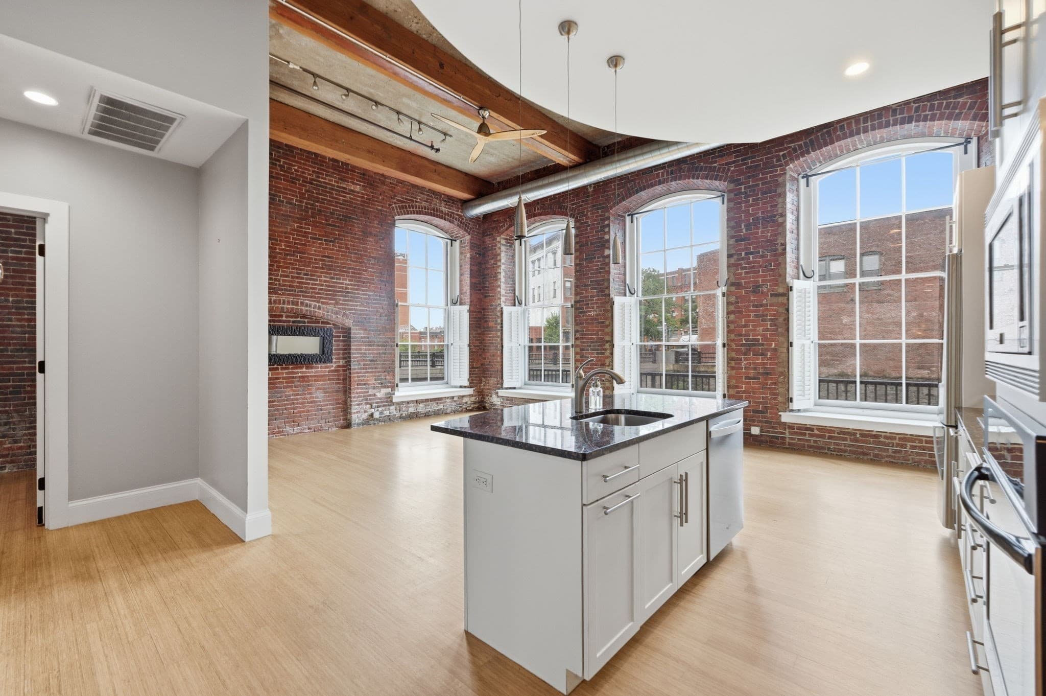 Condominium at 30 Market St # 1, Lowell MA 01852, photo 11 of 42