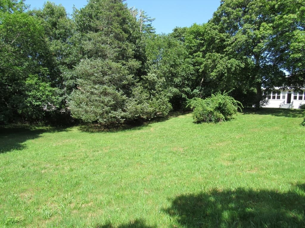896 Sandwich, Bourne MA 02561 photo 4