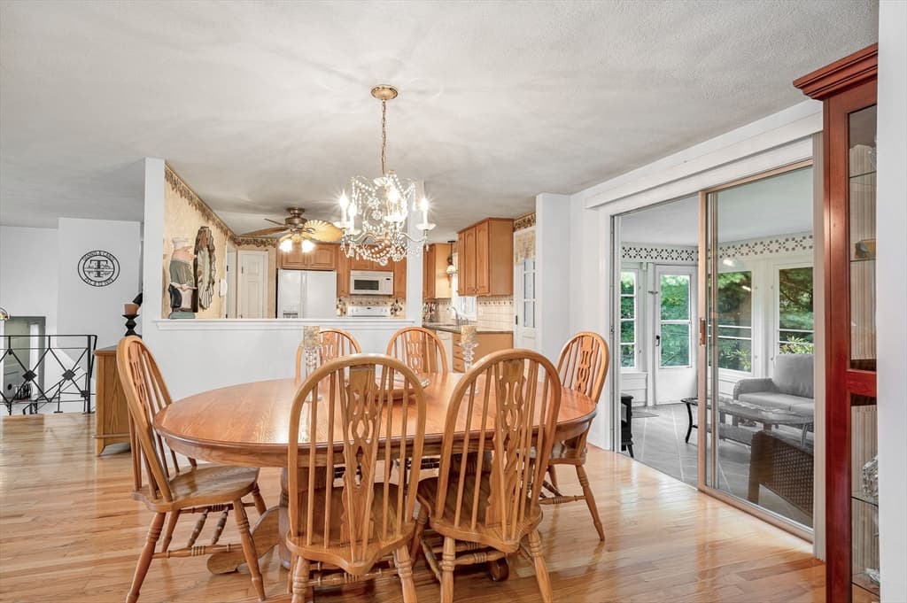 7 Draper Dr, Wilmington MA 01887 photo 7