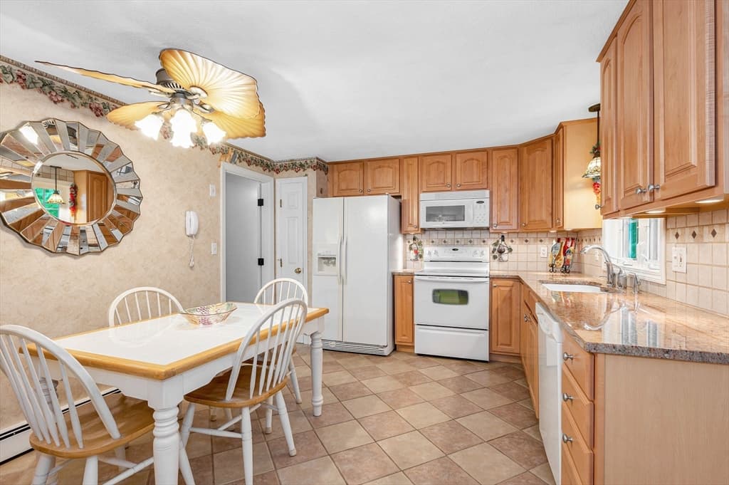 7 Draper Dr, Wilmington MA 01887 photo 8