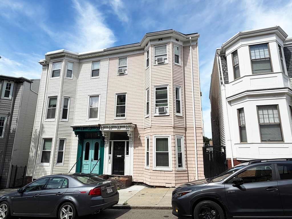 67 Old Harbor, Boston MA 02127