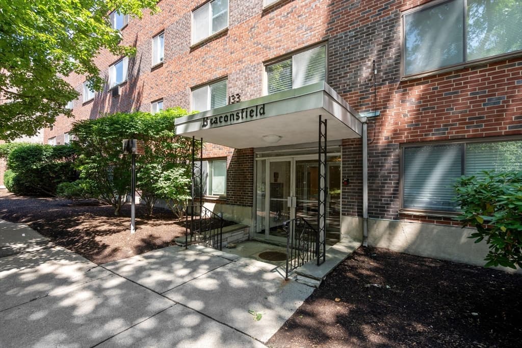 133 Beaconsfield Rd # 44, Brookline MA 02445 photo 25
