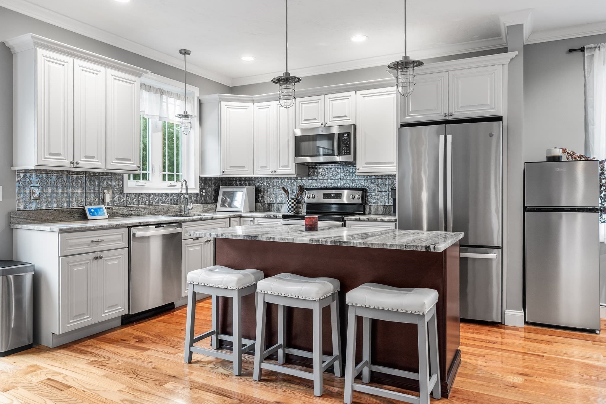 Condominium at 10 Stone St # 1, Auburn MA 01527, Auburn, photo 3 of 28
