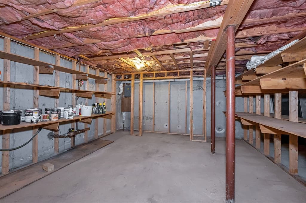 48 Cannington St, Lowell MA 01854 photo 31