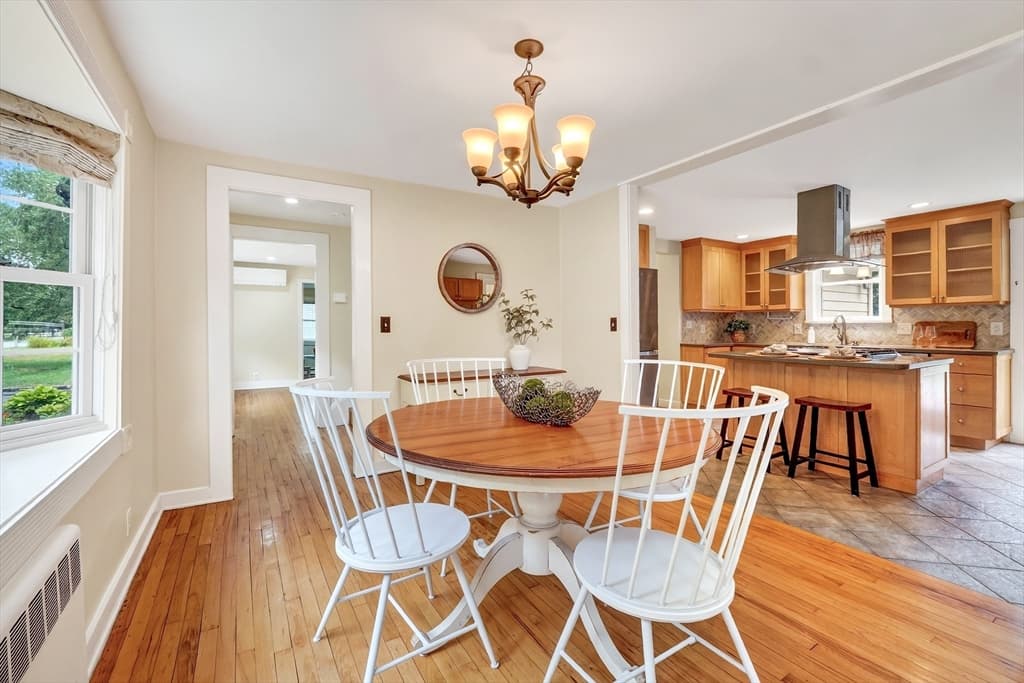 200 South Rd, Bedford MA 01730 photo 6
