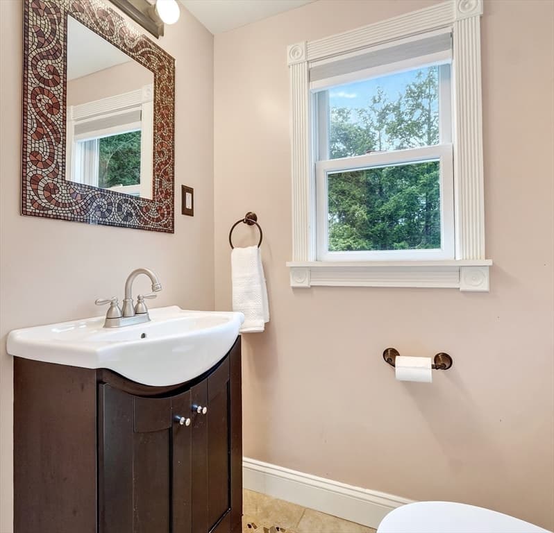 200 South Rd, Bedford MA 01730 photo 19
