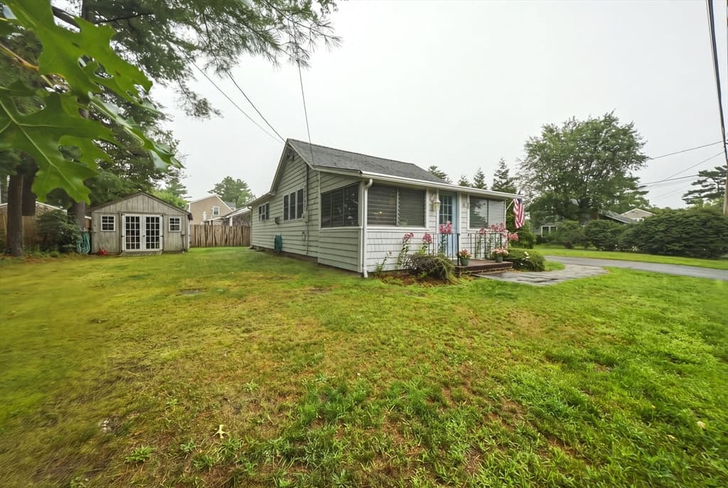 6 Gordon Street, Wareham MA 02576 photo 9