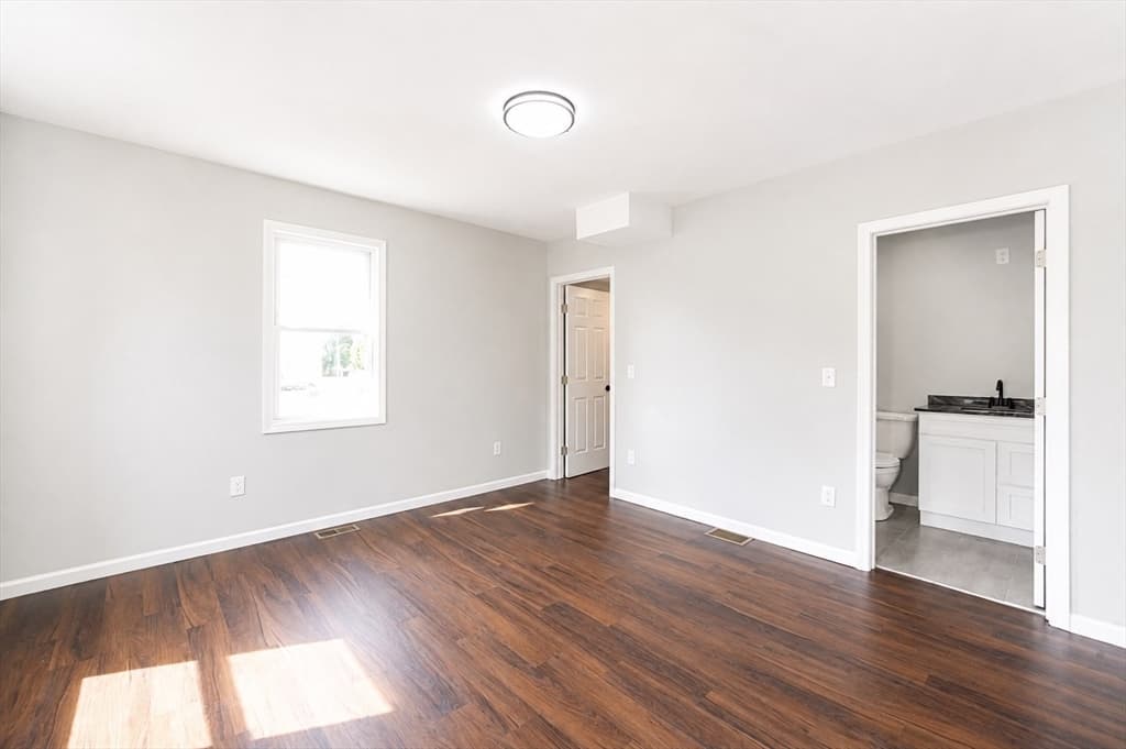 19 Mason St, Taunton MA 02780 photo 10