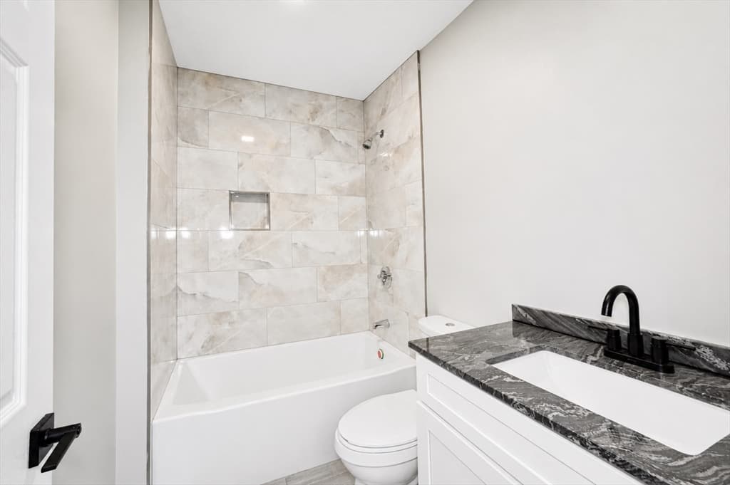 19 Mason St, Taunton MA 02780 photo 8