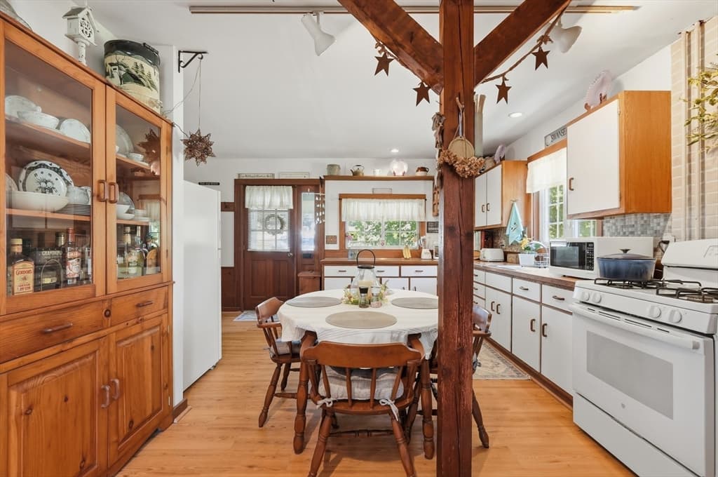61 Houlton Street, Swansea MA 02777 photo 10