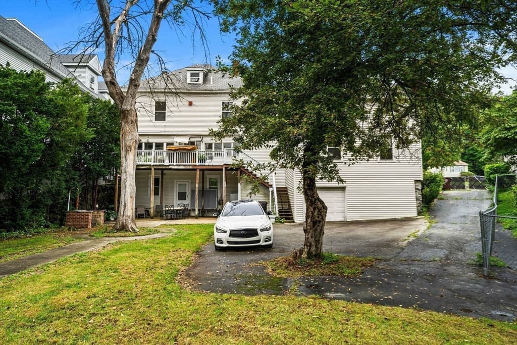952 Bridge St, Lowell MA 01850 photo 27
