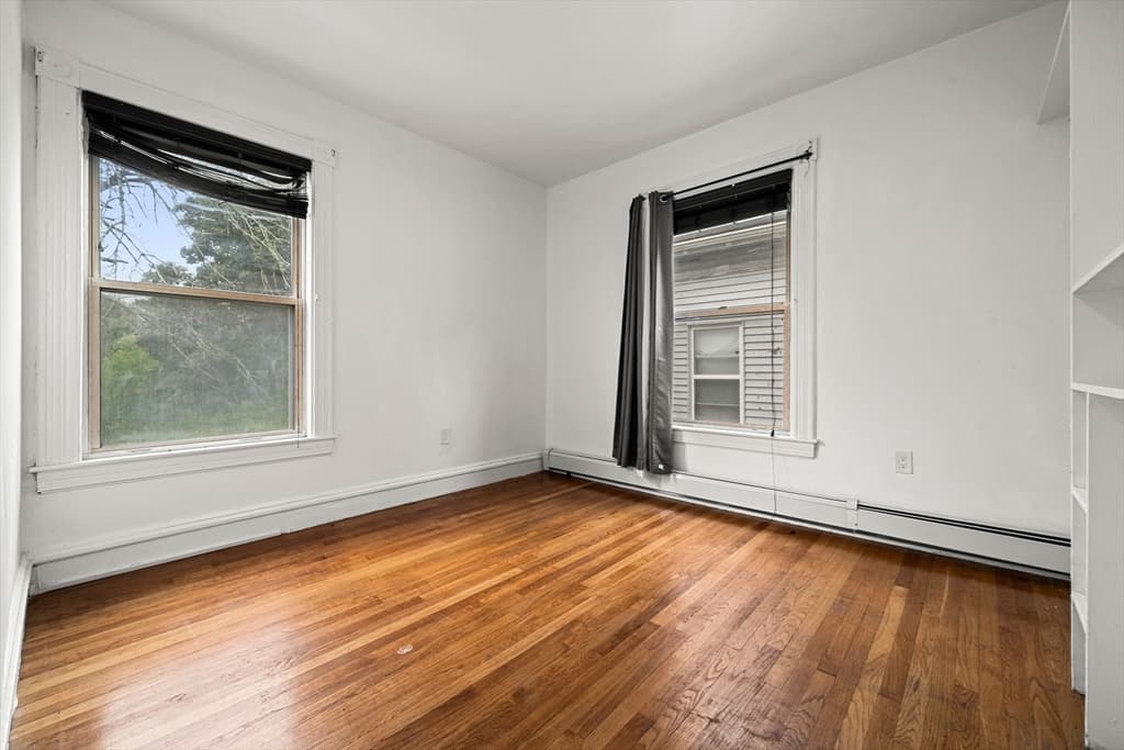 952 Bridge St, Lowell MA 01850 photo 12